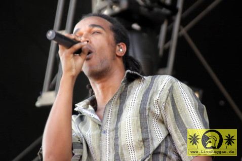 Dub Inc (F) 15. Chiemsee Reggae Festival, Übersee - Main Stage 16. August 2009 (8).JPG